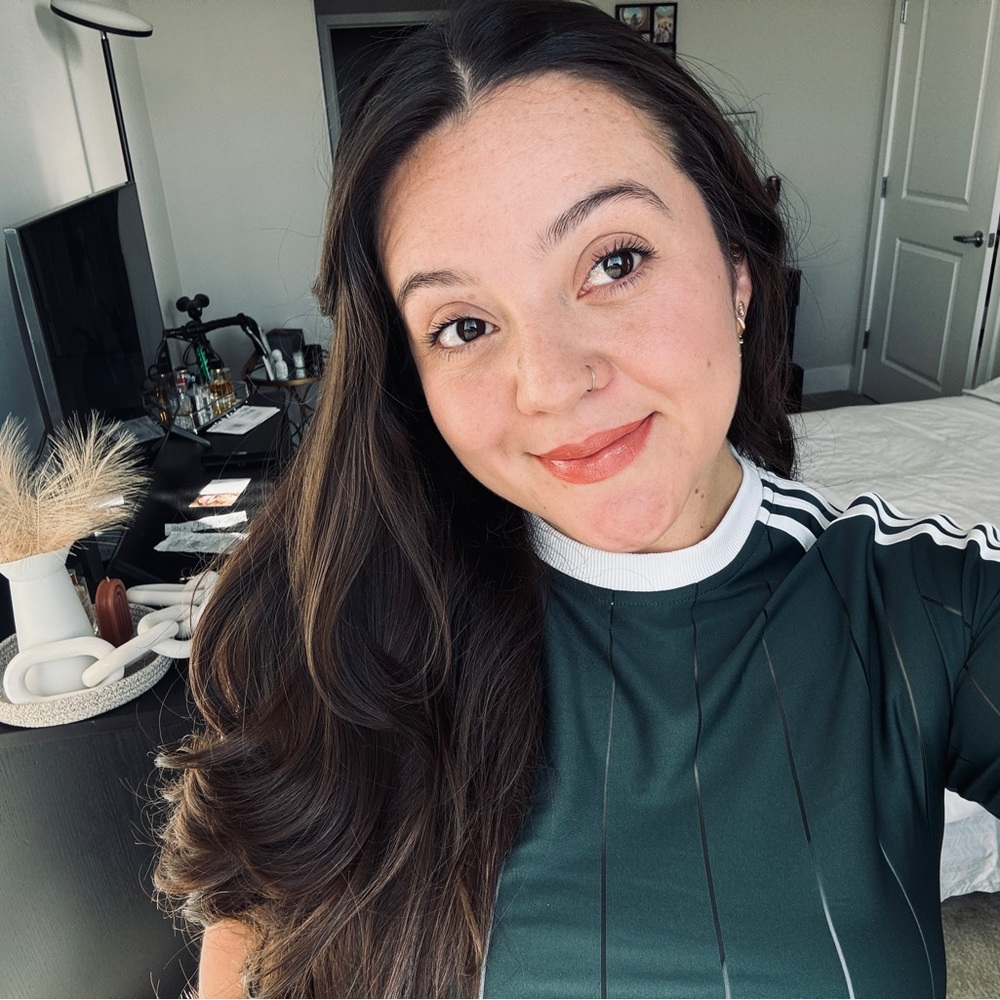 Meet your Posher, Juliana